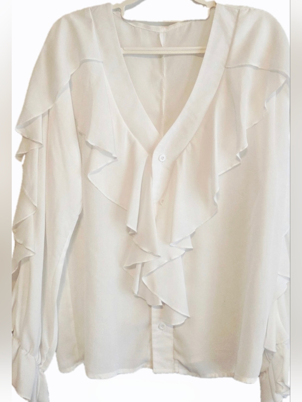 NWOT - White Ruffled Sleeve Blouse